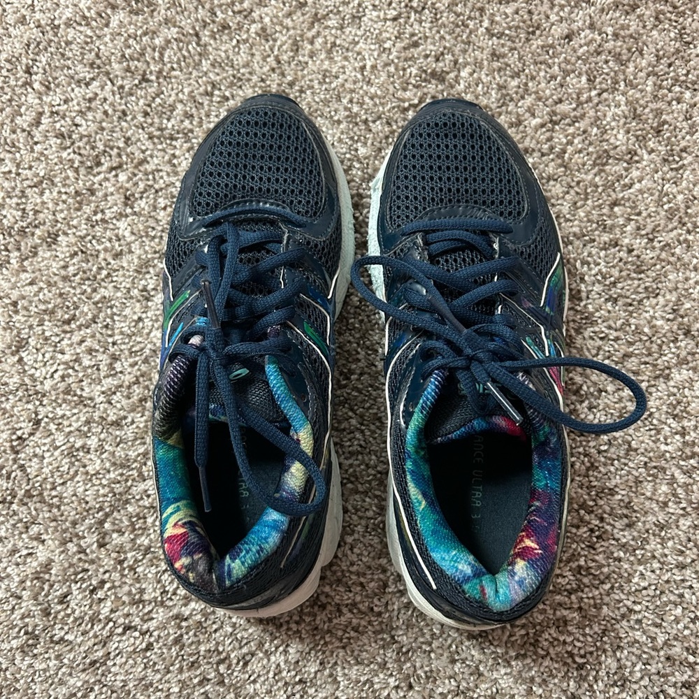 mild pronation running shoes